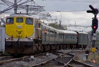 No.081 is now seen taking the Railway Preservation Society of Ireland&#39;s Mk2 coaching stock from the wash road at the north end of Connolly to the through platforms to form a special to South Wexford.