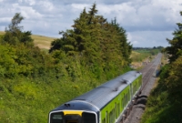 2800 Class railcar No.2818 approaches Beaverstown Bridge from the north with a southbound stopping service from Drogheda to Dublin Connolly.