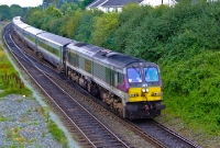 The same &#39;Enterprise&#39; set is seen approaching Drogheda Station from the south with the 13:20 service from Dublin to Belfast, headed by 201 Class locomotive No.206, which is still in its original &#39;Enterprise&#39; livery.