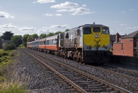 071 Class loco No.076 approaches Drumcondra Station with the return Railway Preservation Society of Ireland&#39;s &#39;Mystery Train&#39; railtour from Kilkenny, formed of the 1960s era Craven built coaches.