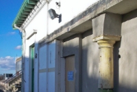 A close up of one of the 1850s original column supports at Dundrum station building. If I am not mistaken, the cream and green colours are of the former 1950s CIE livery, painted at the time of the railway.