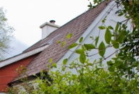 The gate keepers house at Durrus Rd, now a private residence. The station was opened in July 1889, and was finally closed with the line in March 1961.