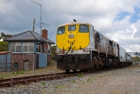 071 Class loco No.081 stands beside Wellingtonbridge signal cabin at the west end of the station while working the Railway Preservation Society of Ireland&#39;s &#39;South Wexford&#39; diesel railtour from Rosslare to Waterford.